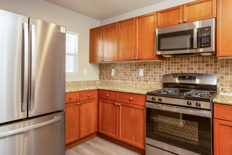 1,975/Mo, 10607 W Gilmore Ave Las Vegas, NV 89129 Misc View 3