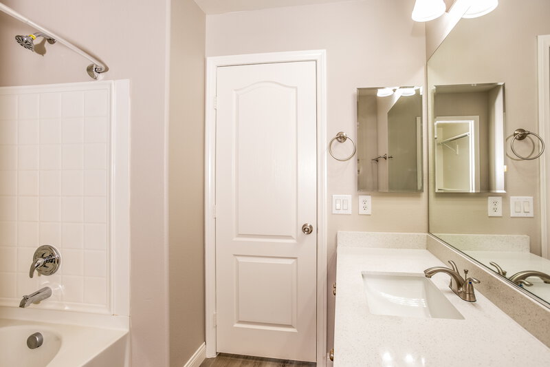 1,975/Mo, 10607 W Gilmore Ave Las Vegas, NV 89129 Misc View 6