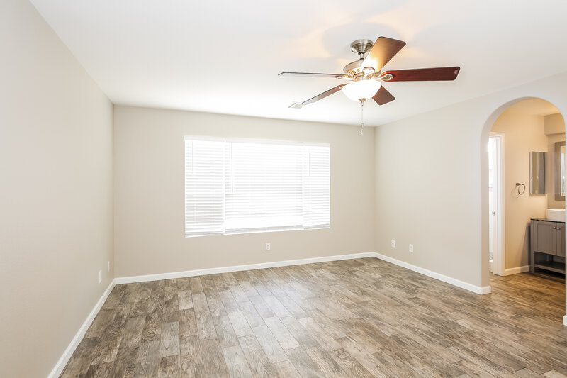 2,090/Mo, 5325 Chino Heights St North Las Vegas, NV 89081 Main Bedroom View