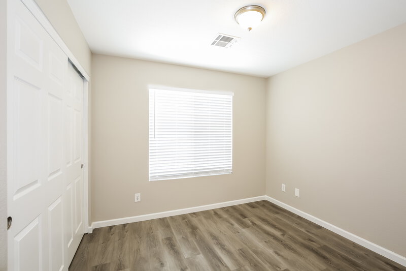 2,090/Mo, 5325 Chino Heights St North Las Vegas, NV 89081 Bedroom View