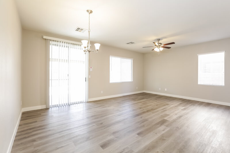 2,145/Mo, 6441 Pronghorn Ridge Ave Las Vegas, NV 89122 Dining Room View