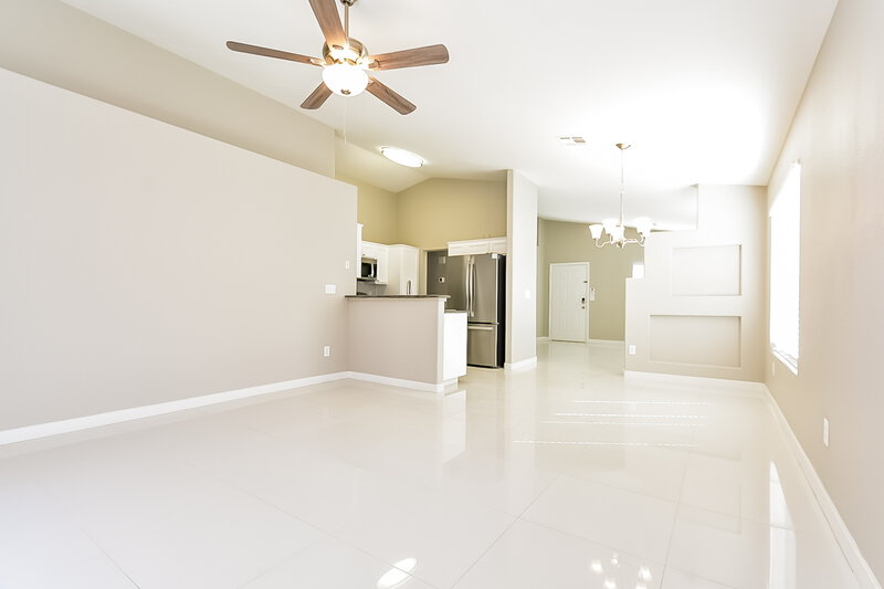 1,930/Mo, 4305 Wickford Dr North Las Vegas, NV 89032 Living Room View