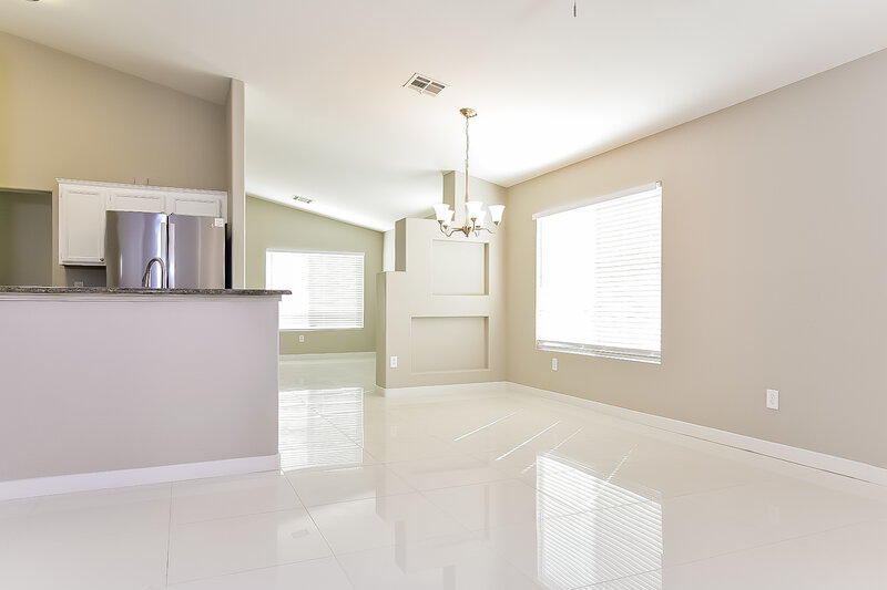 1,930/Mo, 4305 Wickford Dr North Las Vegas, NV 89032 Dining Room View