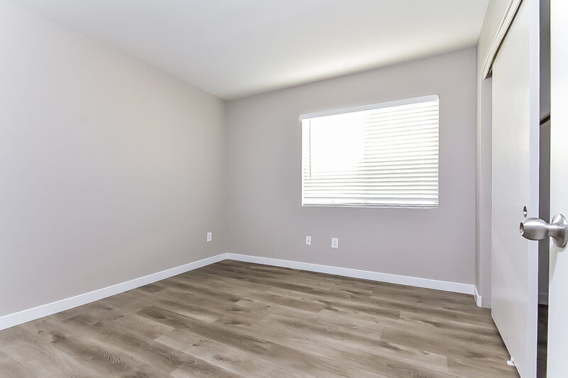 1,930/Mo, 4305 Wickford Dr North Las Vegas, NV 89032 Bedroom View