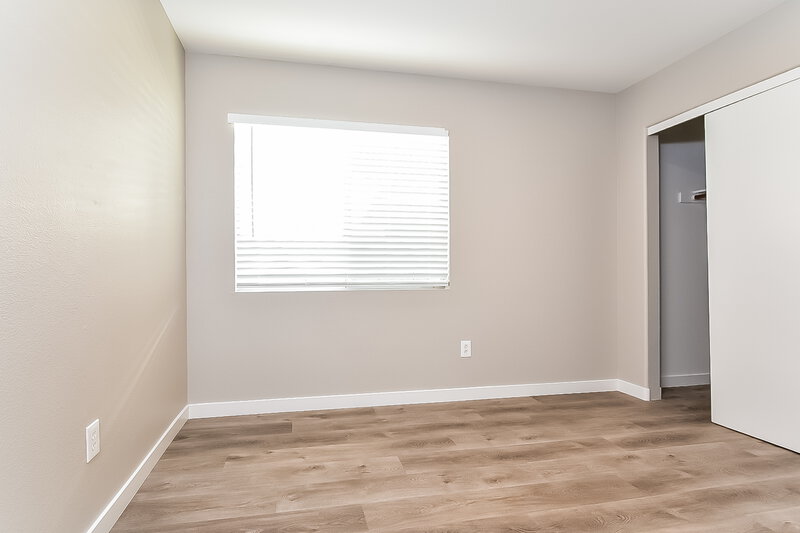 1,930/Mo, 4305 Wickford Dr North Las Vegas, NV 89032 Bedroom View 2