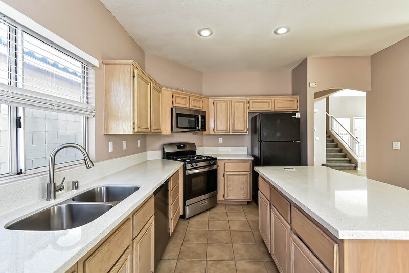 1,940/Mo, 7855 Blue Brook Dr Las Vegas, NV 89147 Kitchen View 2