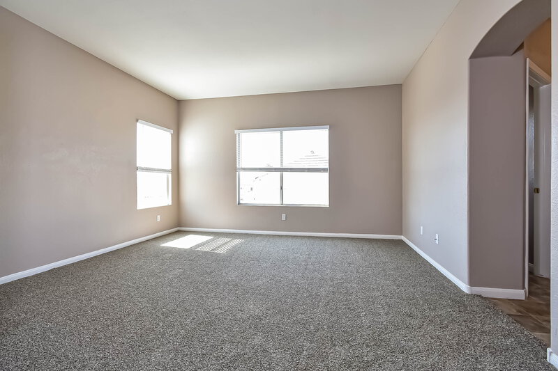 1,940/Mo, 7855 Blue Brook Dr Las Vegas, NV 89147 Main Bedroom View