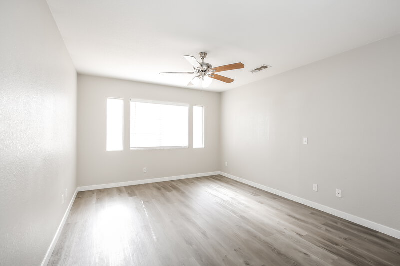 1,815/Mo, 3440 Yorkminster St Las Vegas, NV 89129 Main Bedroom View