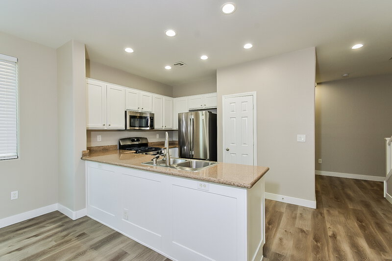 2,130/Mo, 342 Fringe Ruff Dr Las Vegas, NV 89148 Kitchen View