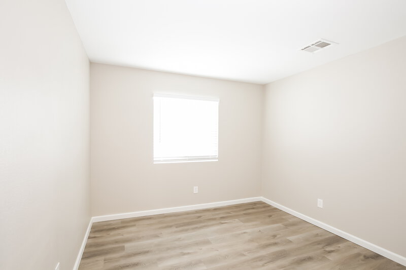 2,025/Mo, 3117 Honeysuckle Ave North Las Vegas, NV 89031 Bedroom View 3