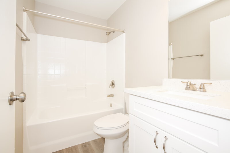 2,025/Mo, 3117 Honeysuckle Ave North Las Vegas, NV 89031 Bathroom View