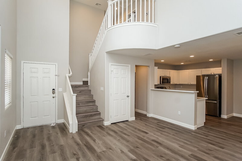 2,125/Mo, 9289 Hainsworth Ave Las Vegas, NV 89148 Living Room View 2