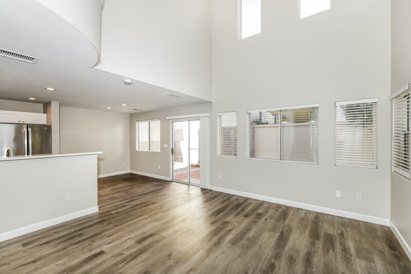 2,110/Mo, 9289 Hainsworth Ave Las Vegas, NV 89148 Family Room View