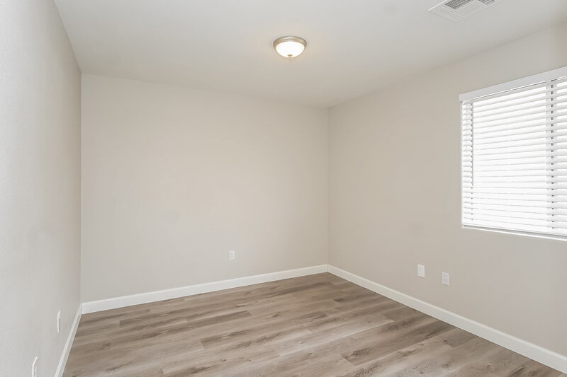 2,125/Mo, 9289 Hainsworth Ave Las Vegas, NV 89148 Bedroom View 3