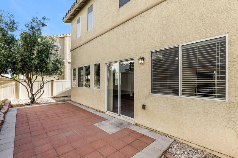 2,110/Mo, 9289 Hainsworth Ave Las Vegas, NV 89148 Rear View