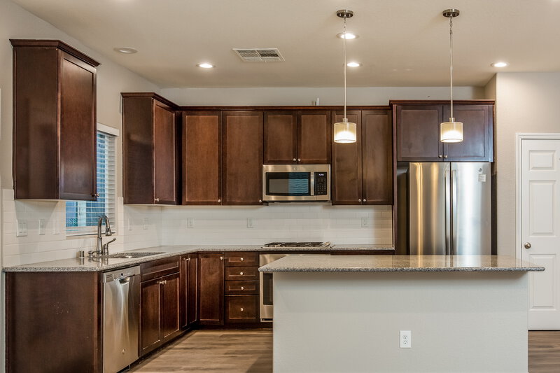 2,165/Mo, 3963 N Zodiacal Light St Las Vegas, NV 89129 Kitchen View