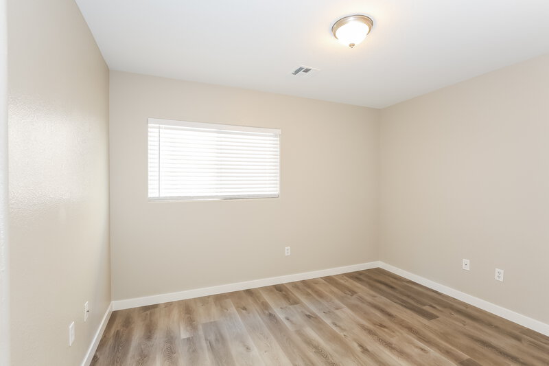 1,980/Mo, 6523 Copper Smith Ct North Las Vegas, NV 89084 Bedroom View 2