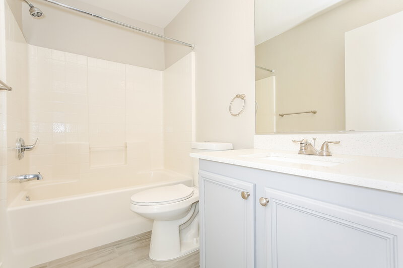 1,980/Mo, 6523 Copper Smith Ct North Las Vegas, NV 89084 Bathroom View