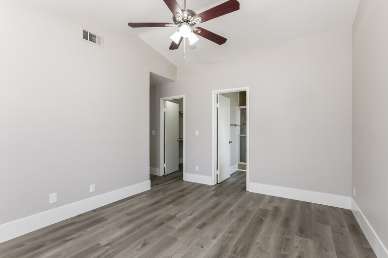 2,080/Mo, 5921 Tippin Dr Las Vegas, NV 89130 Main Bedroom View 2