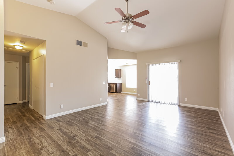 2,090/Mo, 5114 Del Shannon St North Las Vegas, NV 89031 Living Room View