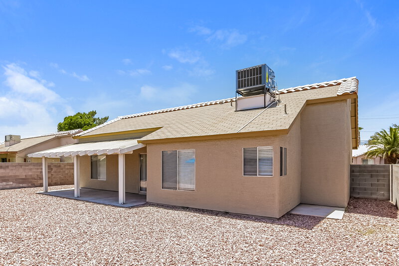 2,090/Mo, 5114 Del Shannon St North Las Vegas, NV 89031 Rear View