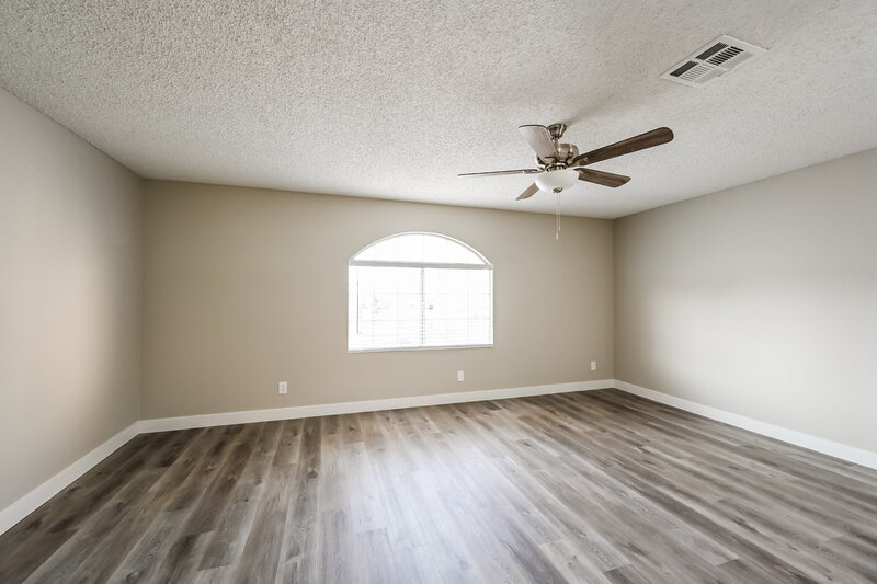 2,430/Mo, 1512 Spreading Oak Dr Henderson, NV 89014 Main Bedroom View