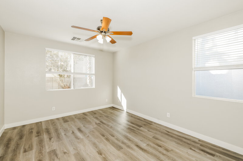 2,040/Mo, 1931 Giant Pine Ave North Las Vegas, NV 89031 Main Bedroom View 2