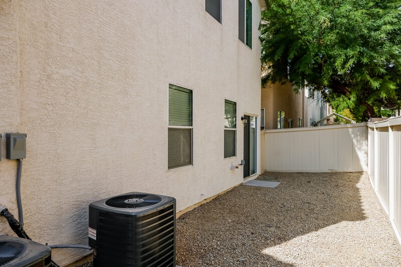 1,960/Mo, 5908 Secret Island Dr Las Vegas, NV 89139 Rear View