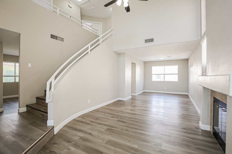 2,200/Mo, 1832 Fan Fare Dr North Las Vegas, NV 89032 Family Room View 2