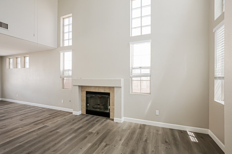 2,200/Mo, 1832 Fan Fare Dr North Las Vegas, NV 89032 Family Room View 3