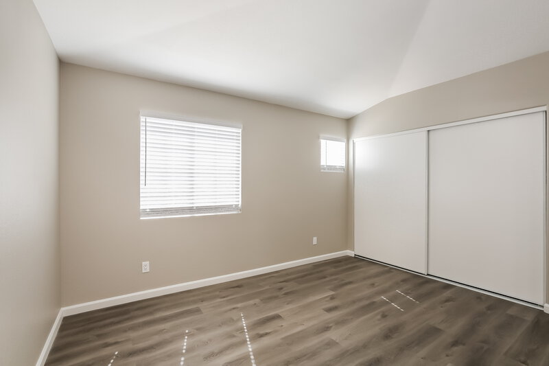 2,355/Mo, 1832 Fan Fare Dr North Las Vegas, NV 89032 Bedroom View