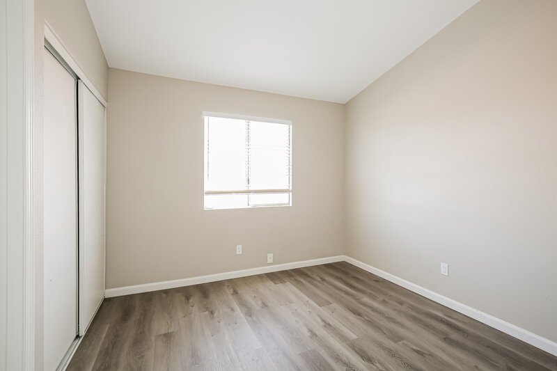 2,200/Mo, 1832 Fan Fare Dr North Las Vegas, NV 89032 Bedroom View