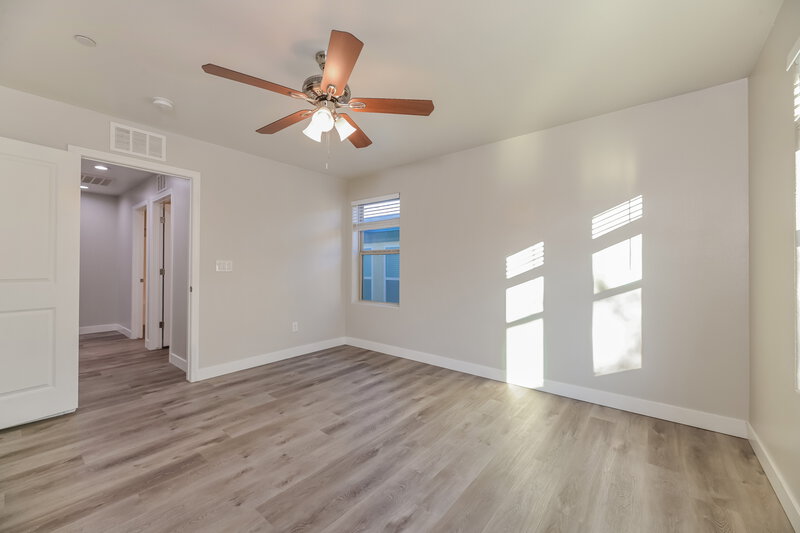 2,115/Mo, 10153 Watchtide Ct Las Vegas, NV 89166 Main Bedroom View 2