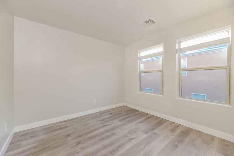 2,115/Mo, 10153 Watchtide Ct Las Vegas, NV 89166 Bedroom View 3