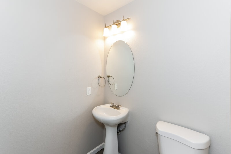 1,845/Mo, 151 Desert Pond Ave Henderson, NV 89002 Bathroom View 2