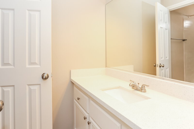 2,890/Mo, 3927 Blue Coral Dr North Las Vegas, NV 89032 Bathroom View