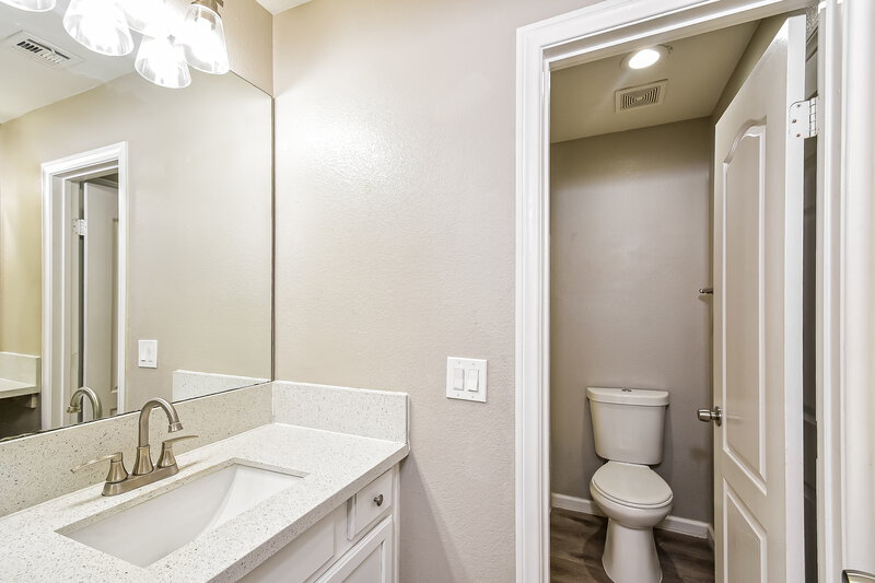 2,465/Mo, 4237 Telstar Ct North Las Vegas, NV 89032 Bathroom View