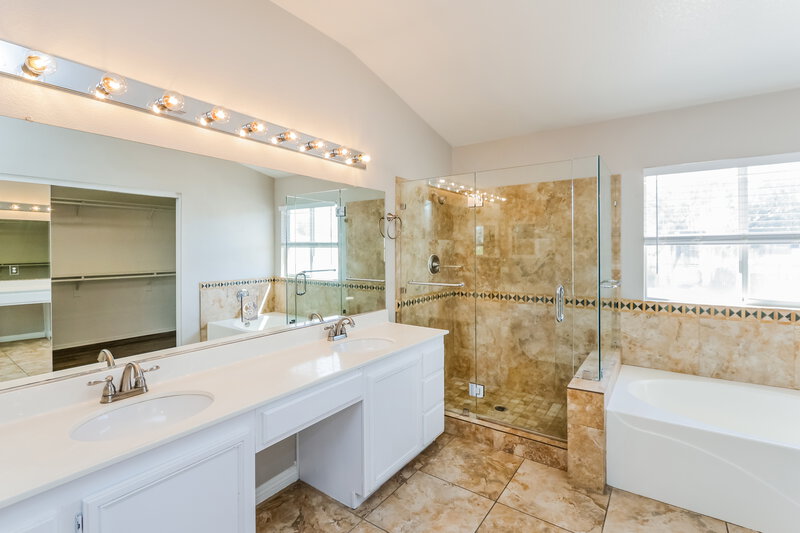 3,045/Mo, 1154 Port Sunlight Ct Henderson, NV 89014 Main Bathroom View