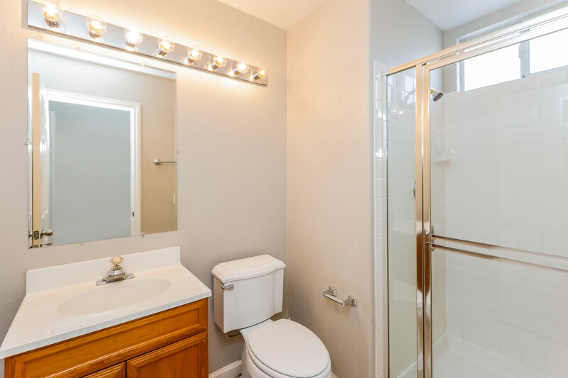 3,045/Mo, 1154 Port Sunlight Ct Henderson, NV 89014 Bathroom View 2