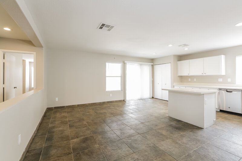 1,980/Mo, 721 Orchid Tree Ln Henderson, NV 89011 Dining Room View
