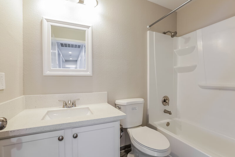 1,980/Mo, 721 Orchid Tree Ln Henderson, NV 89011 Bathroom View