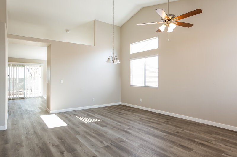 2,405/Mo, 1152 Kabuki Ave Henderson, NV 89074 Living Room View