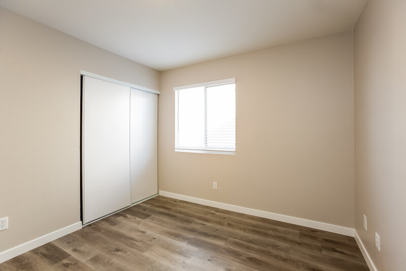 2,405/Mo, 1152 Kabuki Ave Henderson, NV 89074 Bedroom View