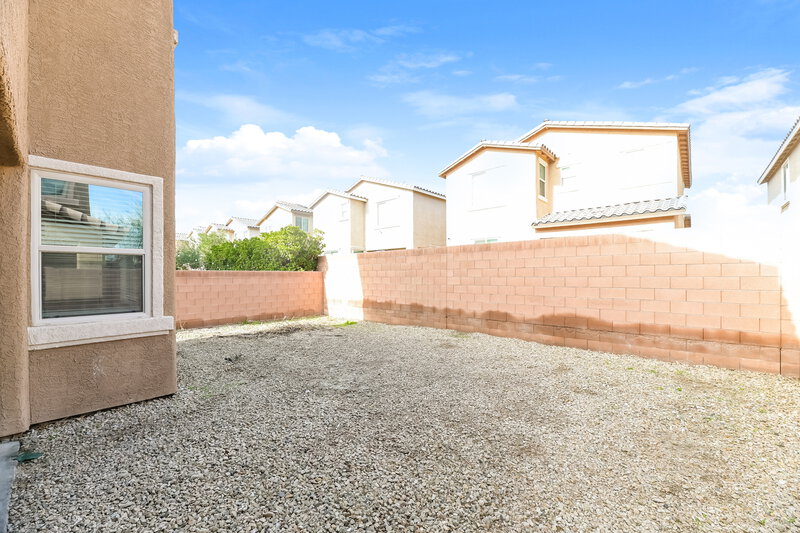 2,015/Mo, 6388 Kellyville Dr Las Vegas, NV 89122 Rear View 2