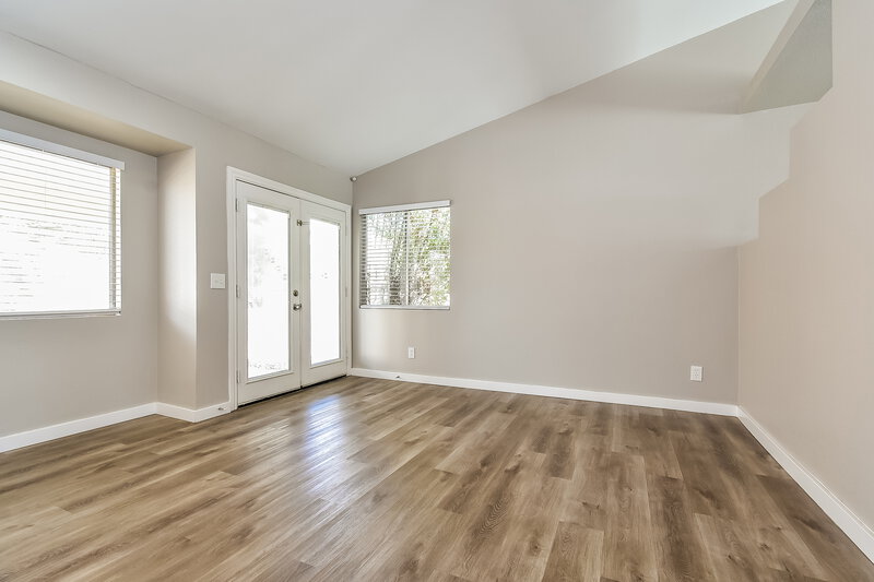 2,200/Mo, 8073 Boardwalk Way Las Vegas, NV 89123 Dining Room View