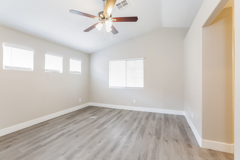 2,690/Mo, 2912 Pelican Breeze Ct North Las Vegas, NV 89031 Main Bedroom View