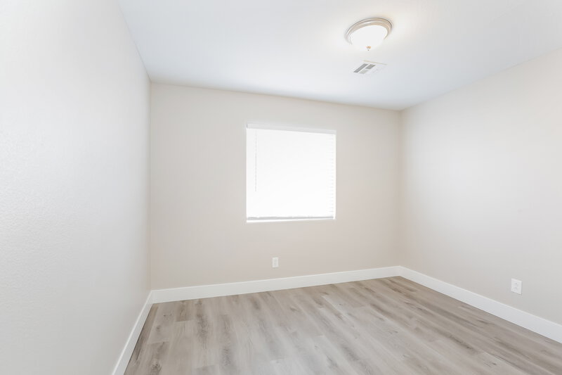 2,690/Mo, 2912 Pelican Breeze Ct North Las Vegas, NV 89031 Bedroom View 2