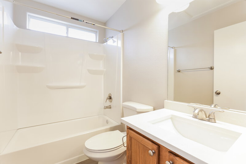 2,690/Mo, 2912 Pelican Breeze Ct North Las Vegas, NV 89031 Bathroom View