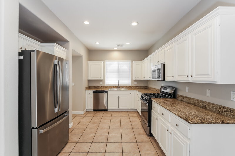 2,455/Mo, 8573 Primula Ct Las Vegas, NV 89149 Kitchen View
