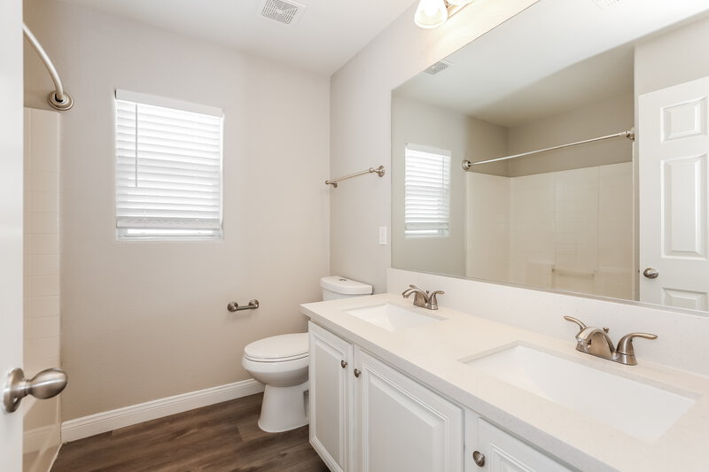 2,455/Mo, 8573 Primula Ct Las Vegas, NV 89149 Bathroom View